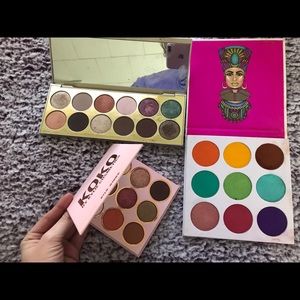 Makeup pallet bundles